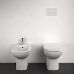 I.Life A wc filoparete+bidet filoparete+sedile avvolgente con chiusura tradizionale codice prod: T453001 T452501 T452601 product photo