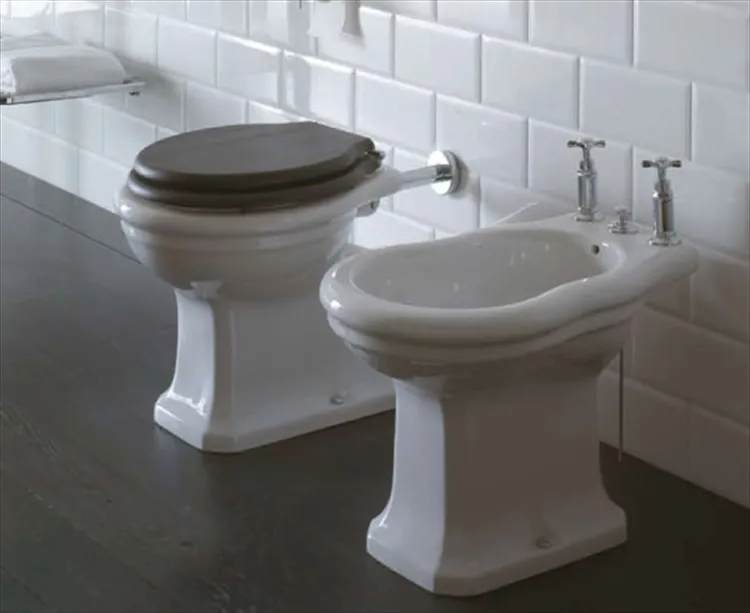 Paestum 58.37 wc a terra scarico a pavimento codice prod: PA001BI product photo